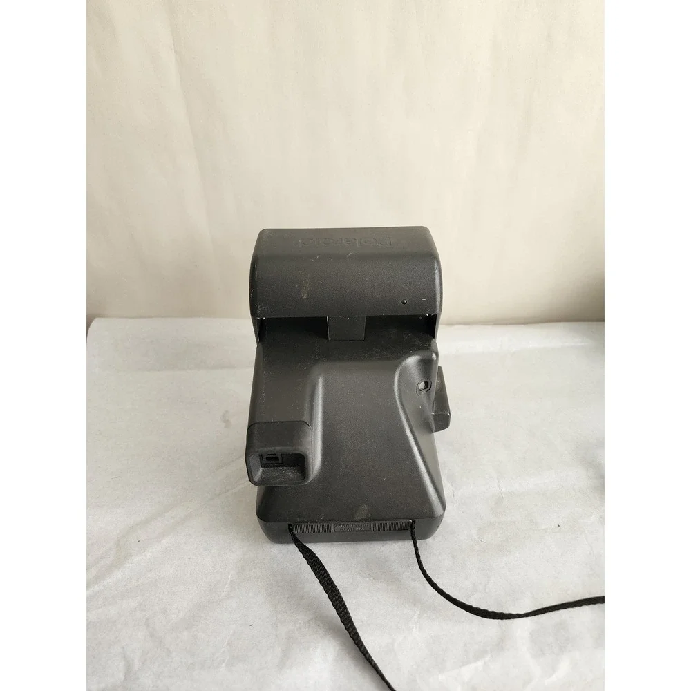 Polaroid OneStep CloseUp Instant Film Camera Vintage 600 Series Black Flash